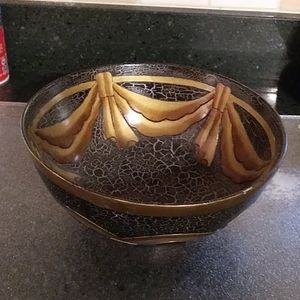 Vintage Bowl Black and Gold.